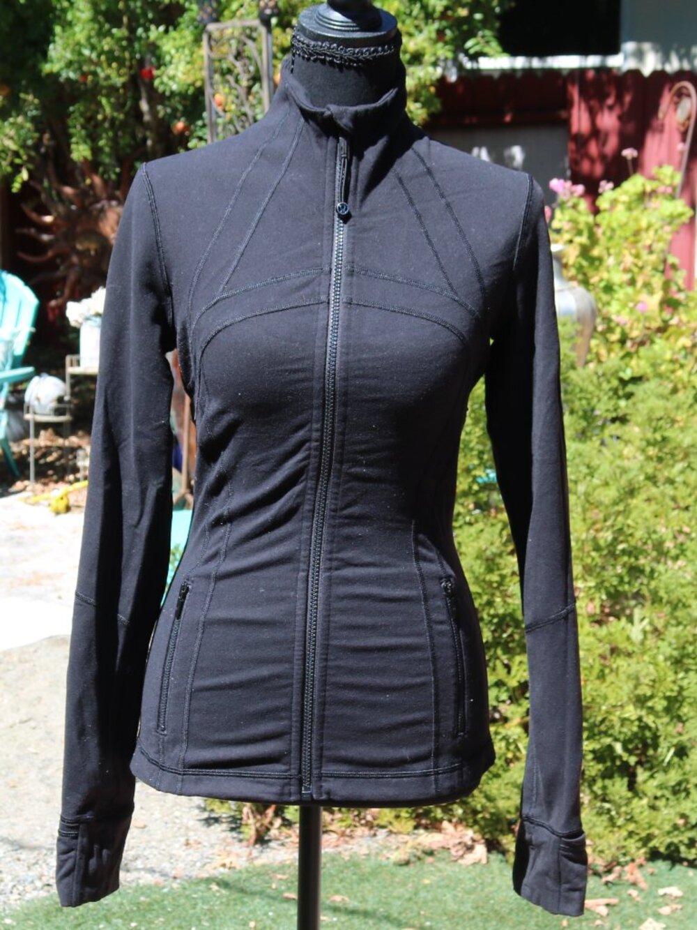 Lululemon Define Jacket - Picture 2 of 13